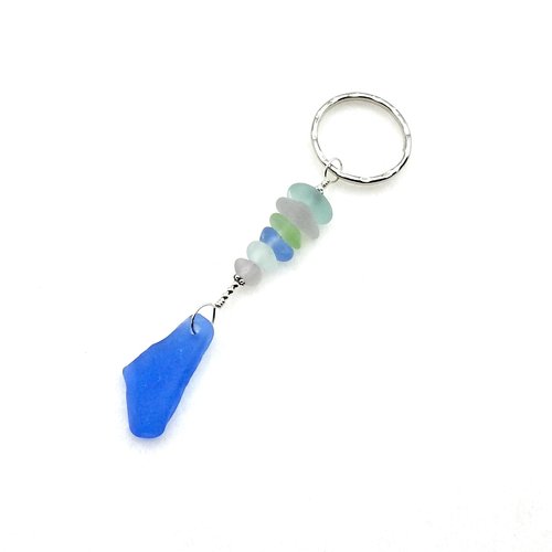 3 3/4 inches in length from the top of the keyring