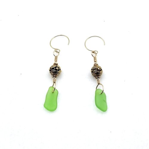 swirl bead jewelry