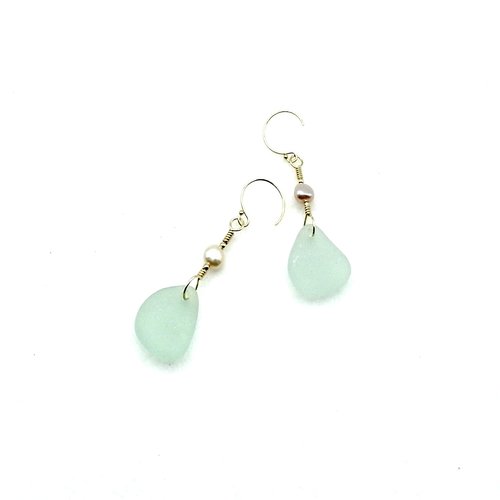 light pink pearl accent