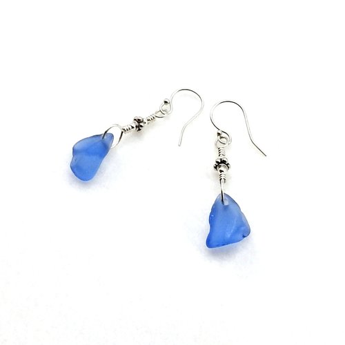 1.5 inches in length from the top of the ear wires