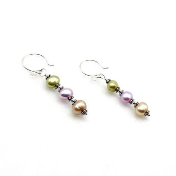 pearl earrings Canada